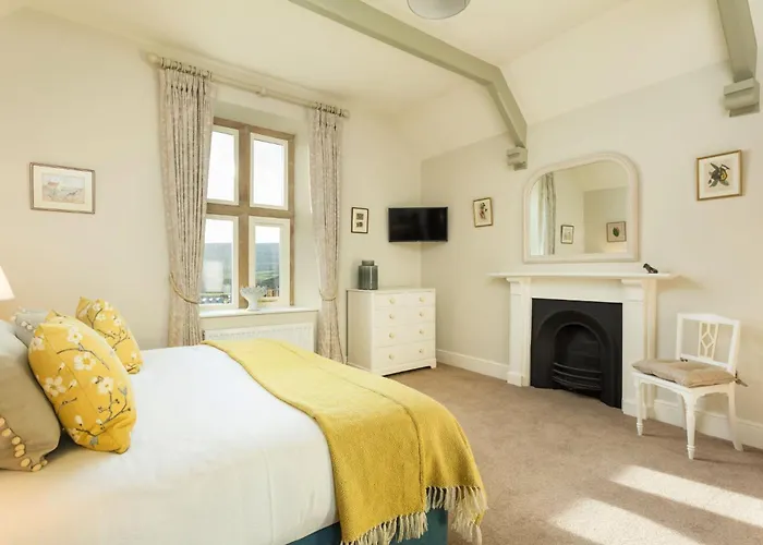 Hollins Holiday home