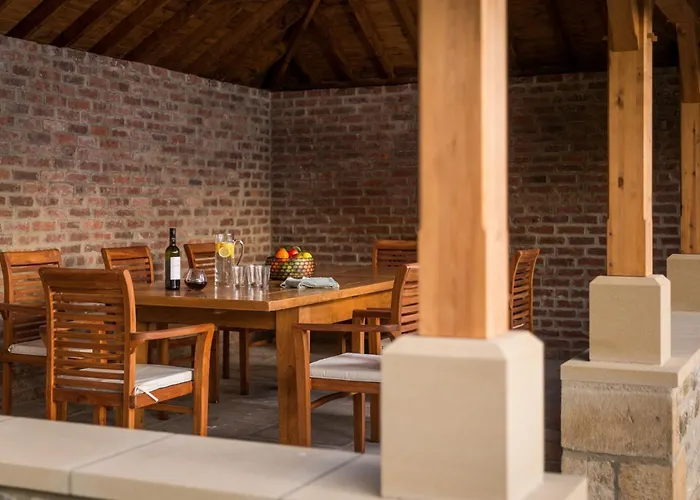 Holiday home Hollins